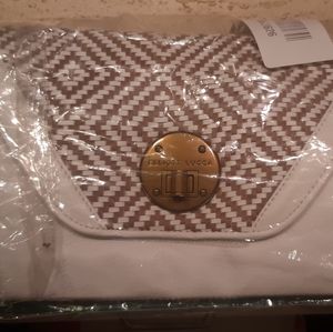 NWT NIP Elliot Lucca clutch purse